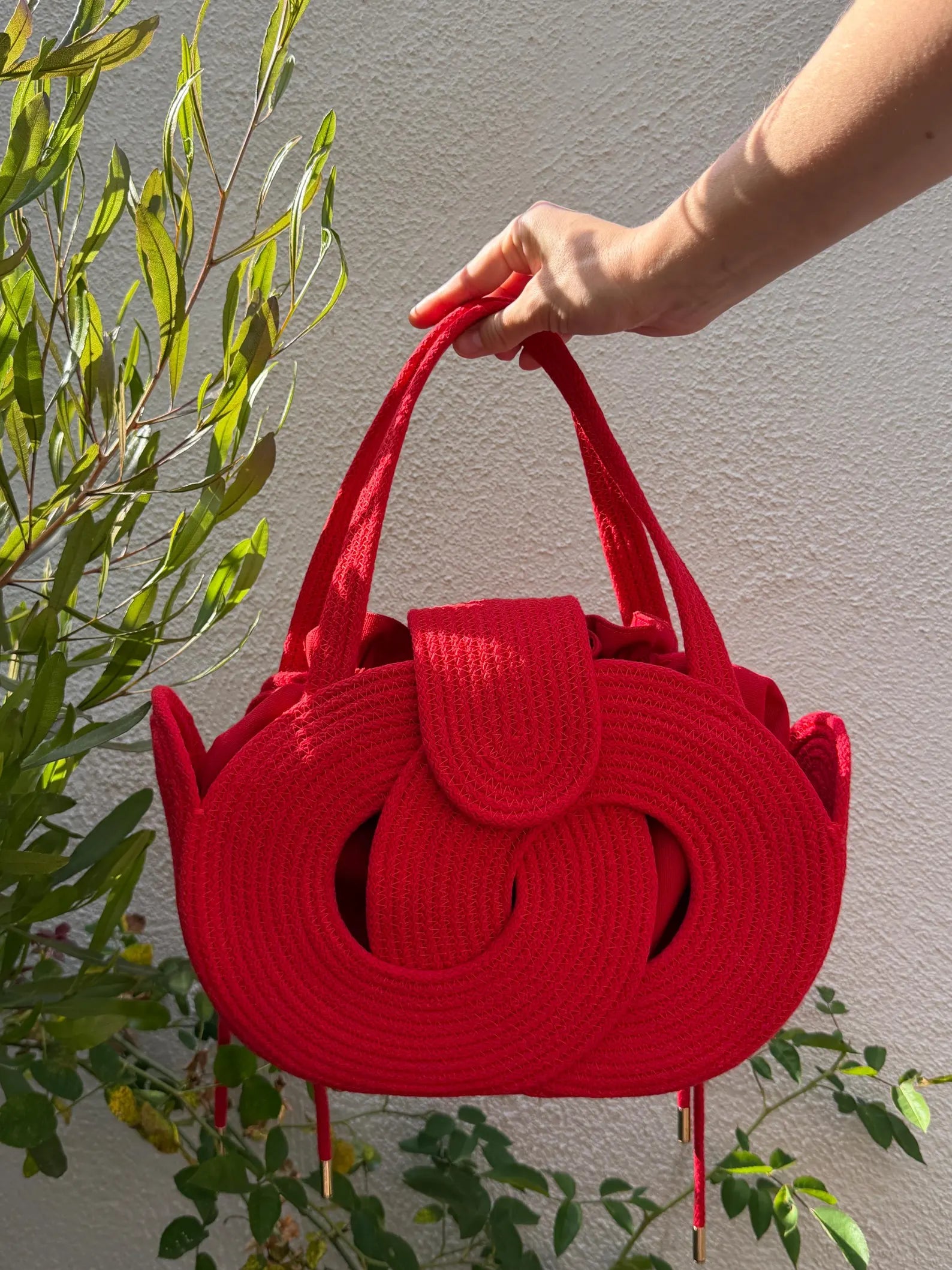 Bright Red Knotted Woven Top Handle Daily Handbag